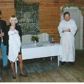 Ristiäisten juhlintaa Ränssin Kievarissa